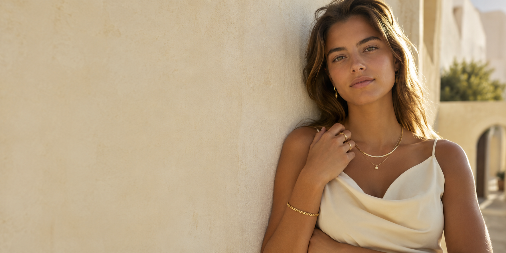 Discover selected jewellery in the LG Aurelia Summer Sale.