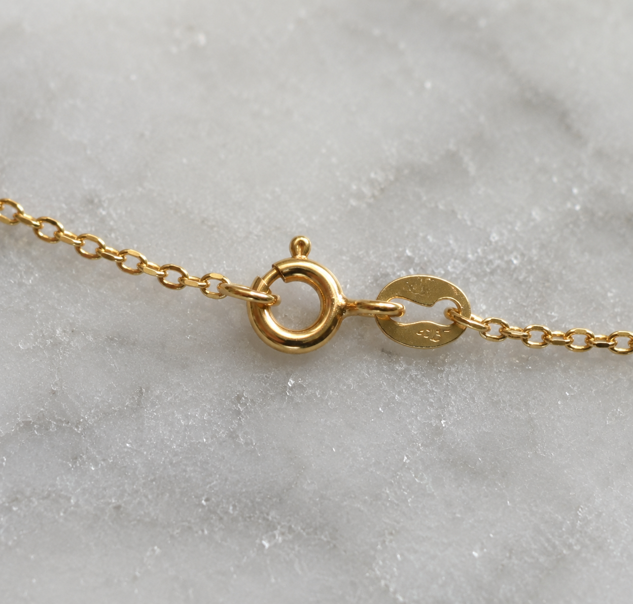 9ct Yellow Gold 16"-18" Diamond-Cut Cable Link Chain