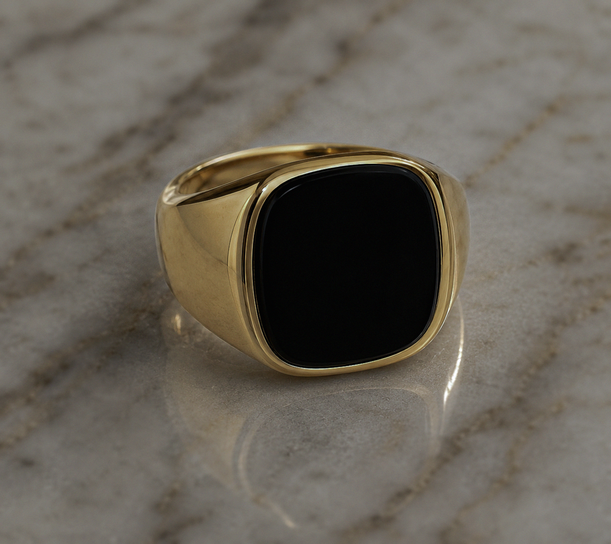 Heavy 9ct Yellow Gold Black Onyx Signet Ring – Cushion Cut | 8g Solid Gold