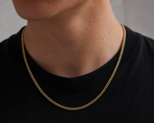 9ct Yellow Gold 2.5mm Diamond-Cut Curb Chain