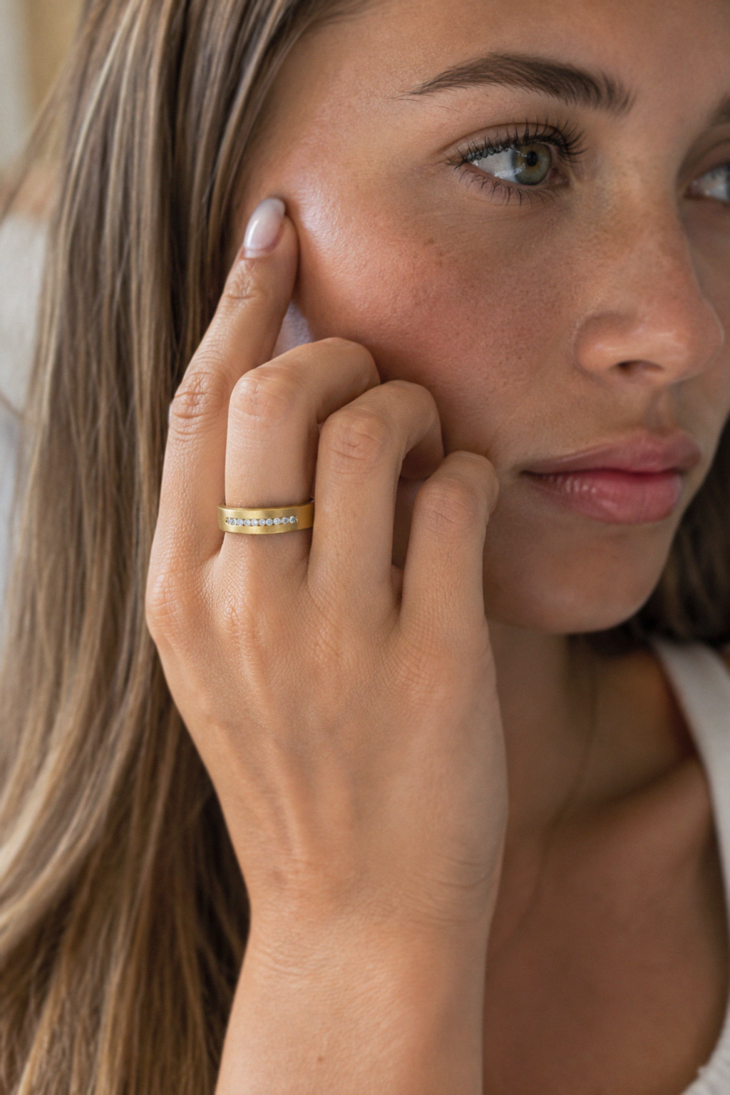 Yellow Gold 0.09ct Diamond Set Wedding Ring - 3.5mm