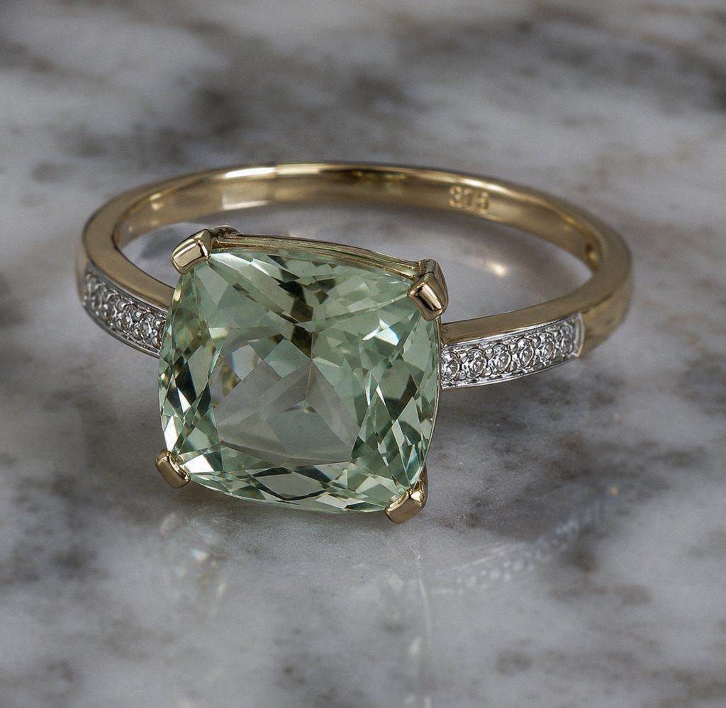 9ct Yellow Gold Green Amethyst & Diamond Shoulder Ring