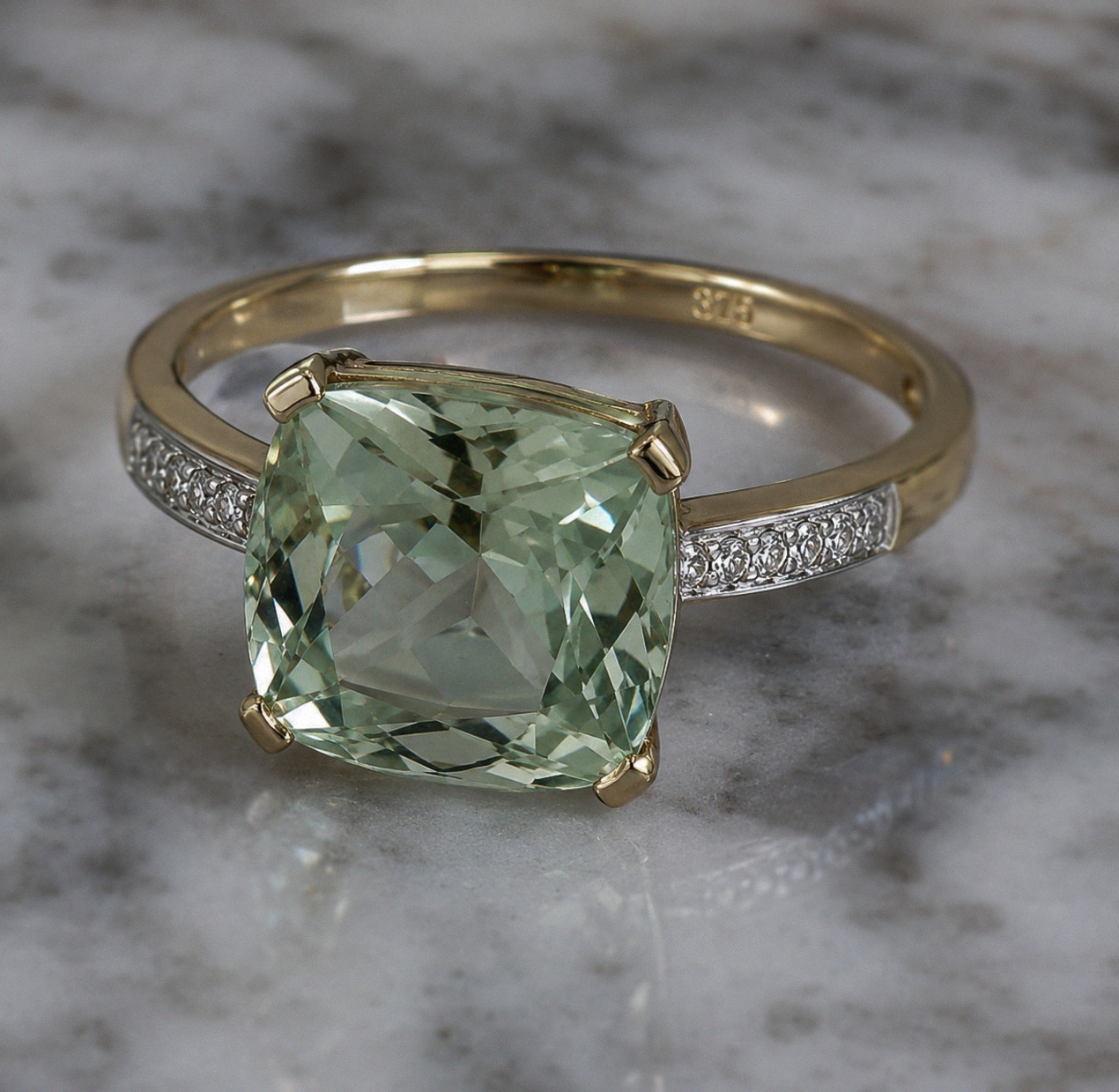 9ct Yellow Gold Green Amethyst & Diamond Shoulder Ring