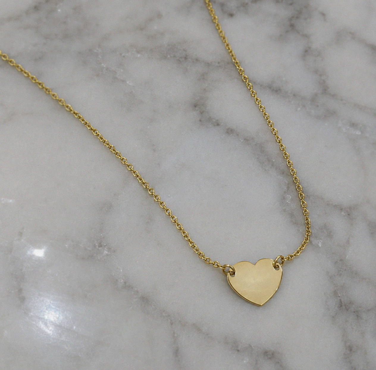 9ct Yellow Gold Plain Heart Necklace 16 Inch