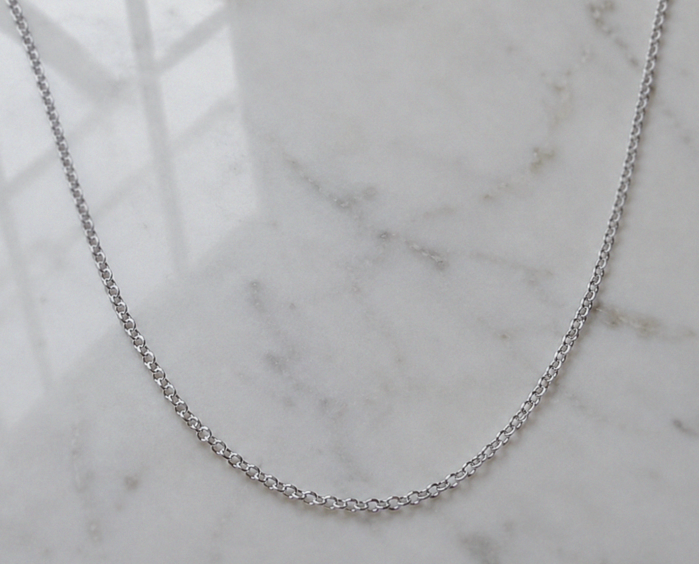 9ct White Gold Diamond-Cut Oval Belcher Chain