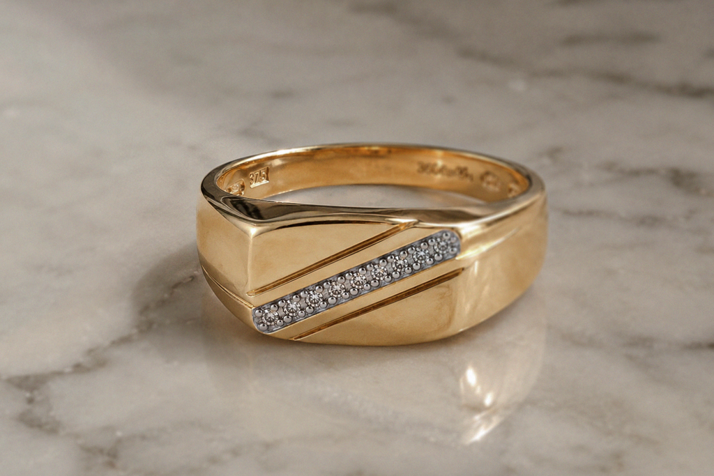 9ct Gold Diamond Accent Signet Ring – Contemporary Men’s Design