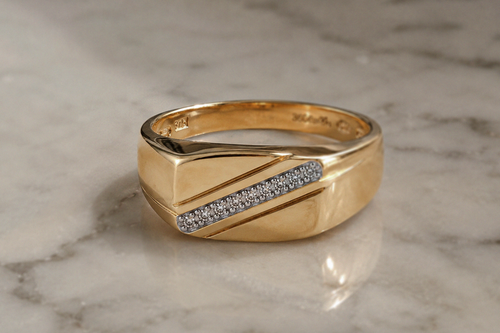 9ct Gold Diamond Accent Signet Ring – Contemporary Men’s Design