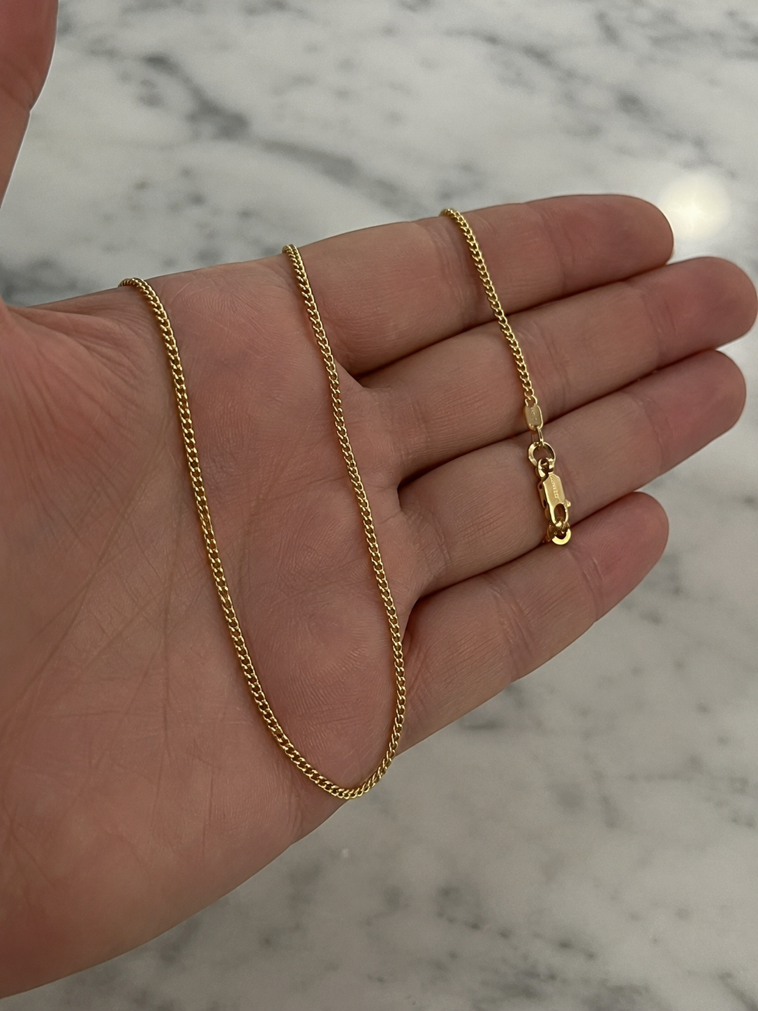18ct Gold Pendant Curb Chain – 18” 3.1g (Italian gold)
