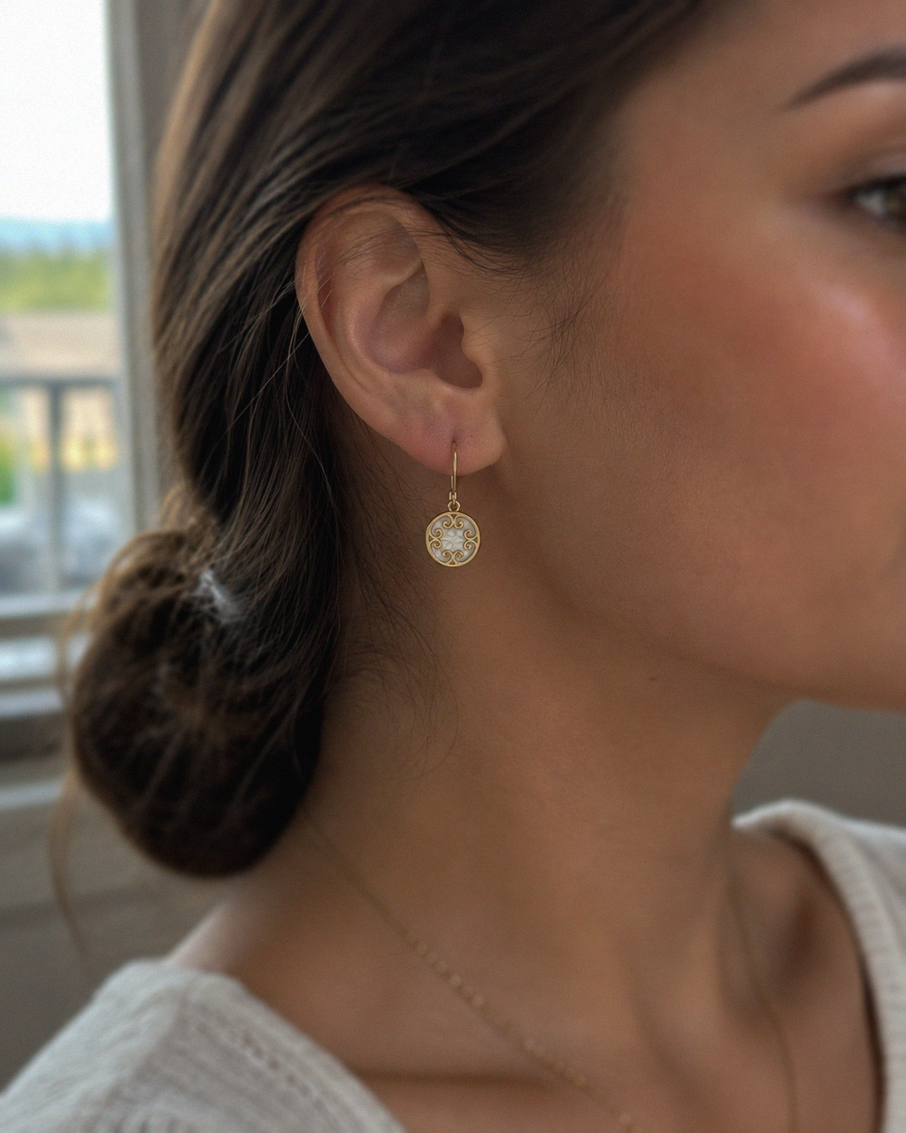 9ct Yellow Gold Mother of Pearl Swirl Drop Earrings