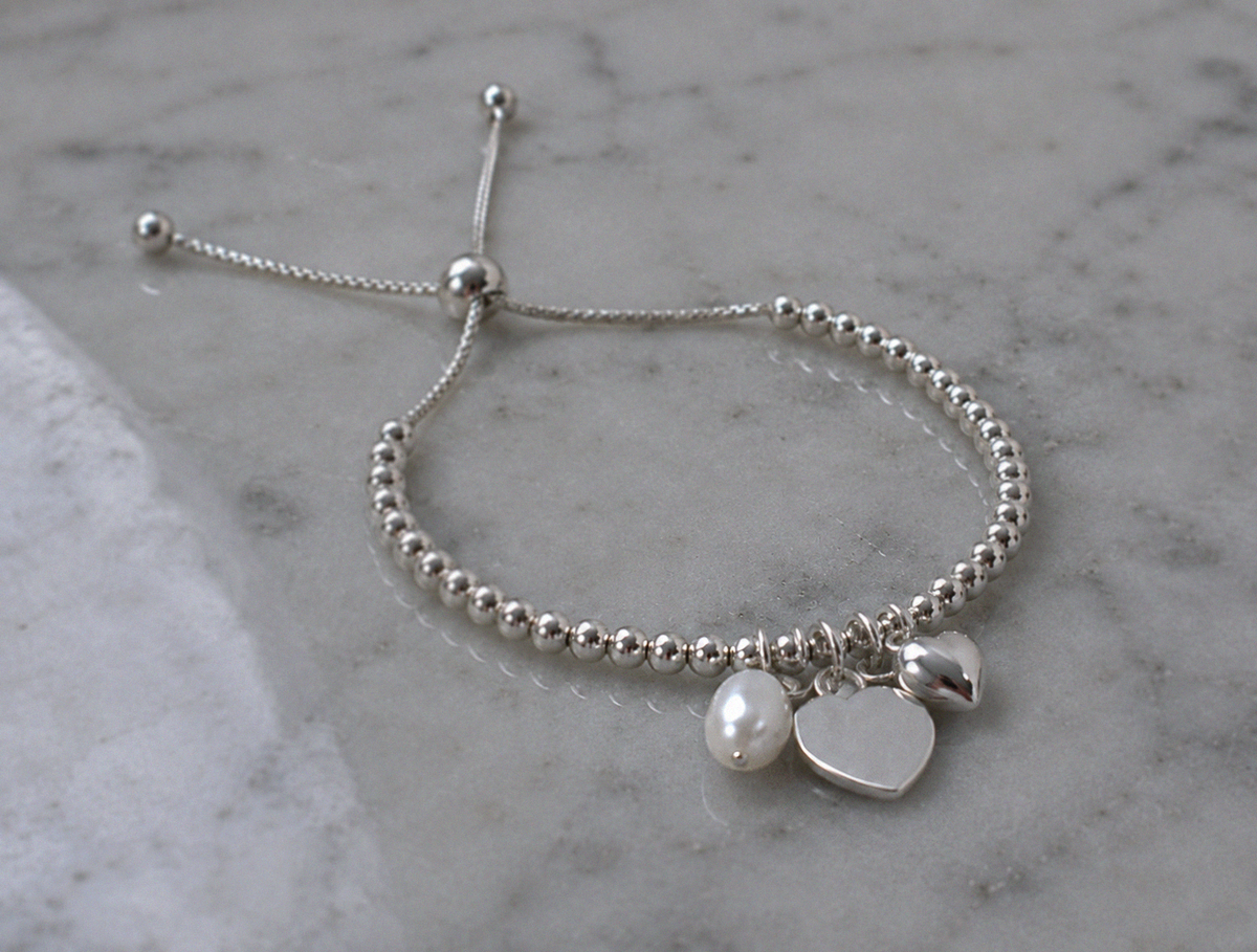 Sterling silver Heart Charm Bracelet with Pearl - Engravable
