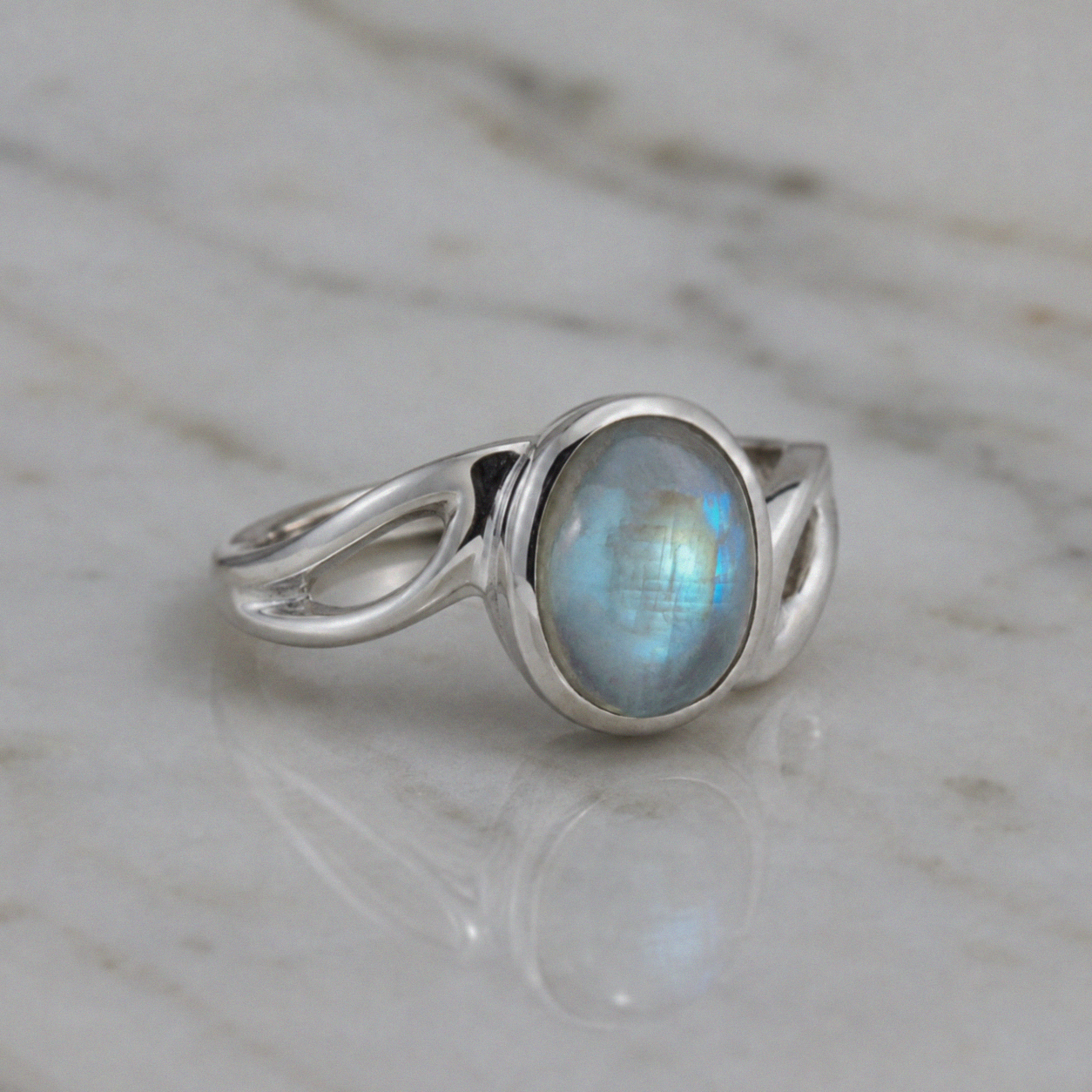 Banyan Sterling Silver Rainbow Moonstone Wave Ring