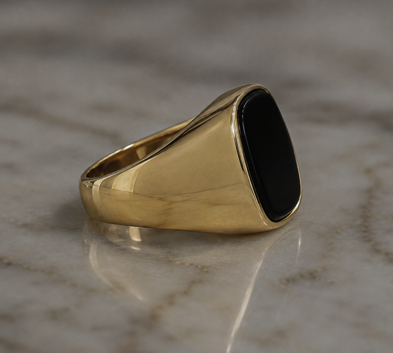 Heavy 9ct Yellow Gold Black Onyx Signet Ring – Cushion Cut | 8g Solid Gold
