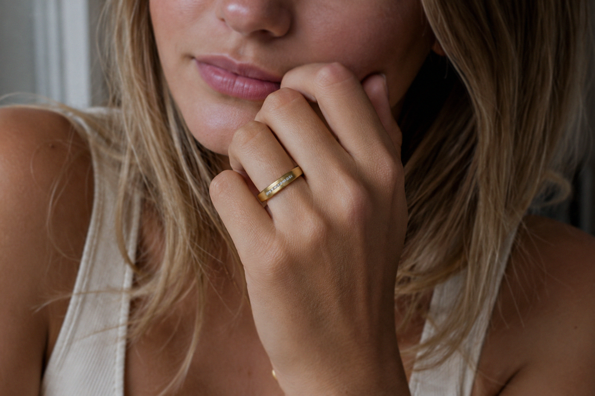 Yellow Gold 0.09ct Diamond Set Wedding Ring - 3.5mm