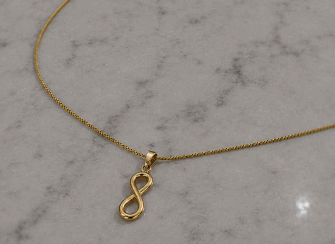 9ct Yellow Gold Infinity Pendant Necklace