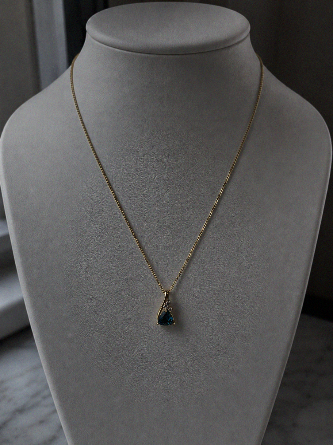 9ct Yellow Gold London Blue Topaz & White Topaz Trillion Pendant