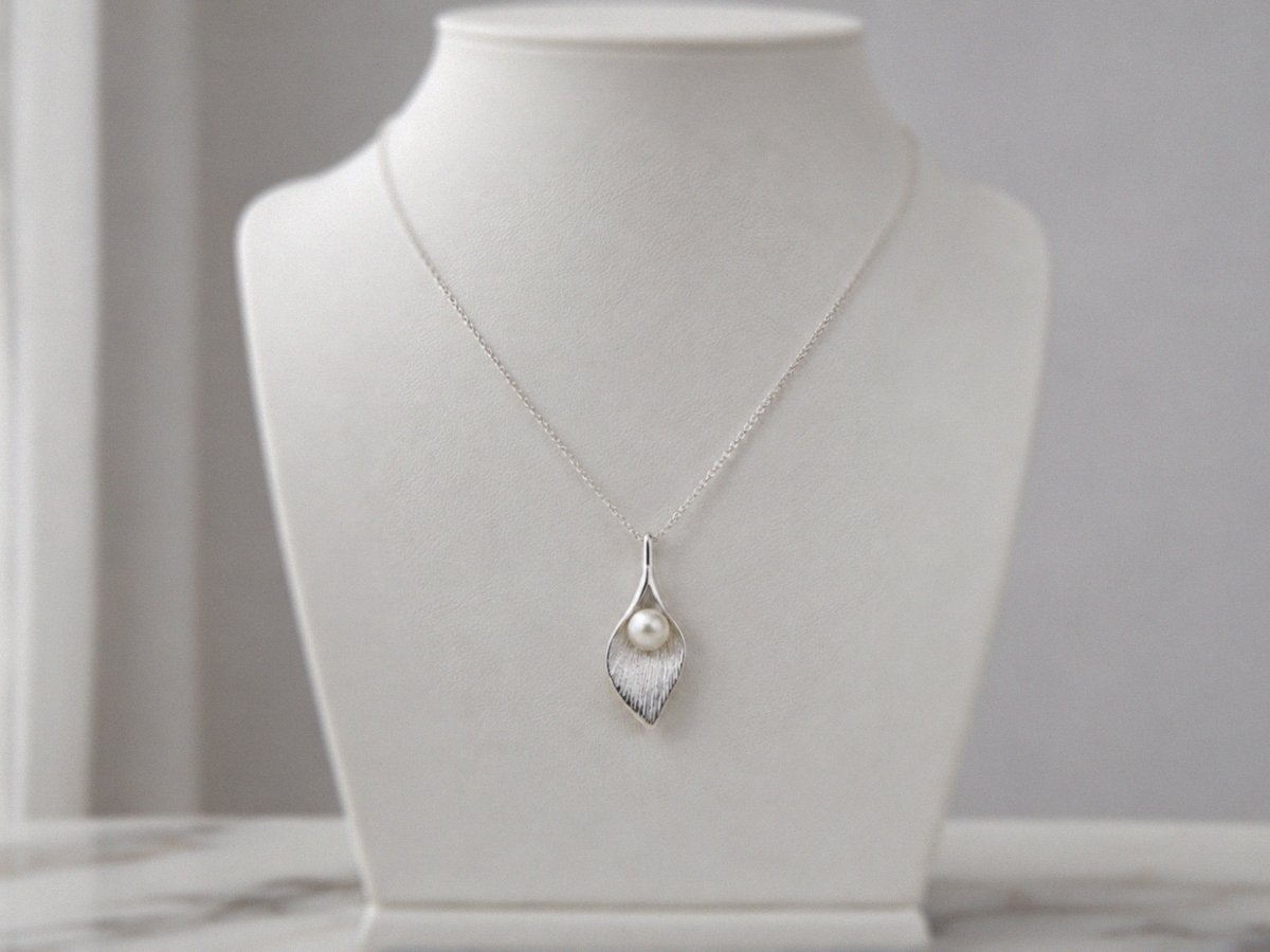 Sterling Silver Freshwater Pearl Calla Lily Pendant Necklace