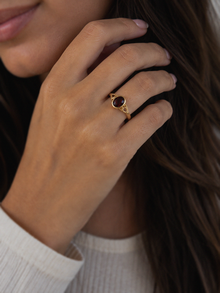 9ct Yellow Gold Natural Garnet Celtic Ring