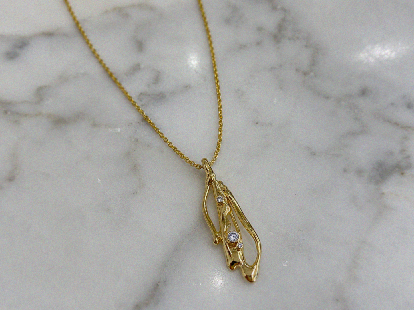 Banyan 18ct Gold Vermeil Lab-Grown Diamond Organic Pendant Necklace