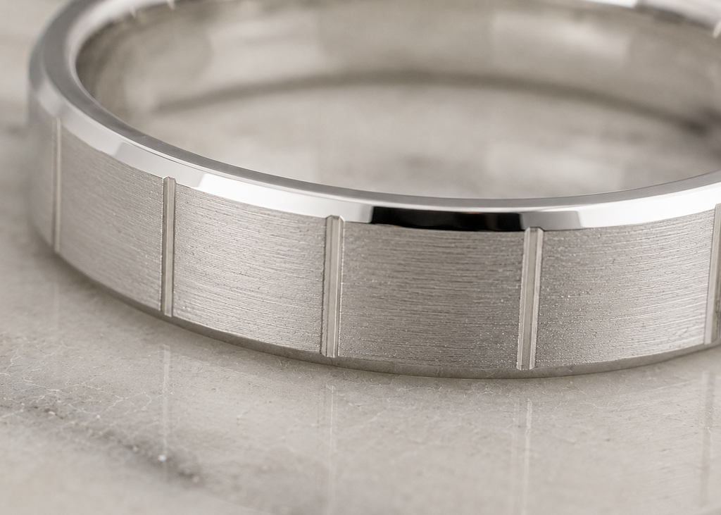 925 Sterling Silver Brushed Detail Men’s Band Ring