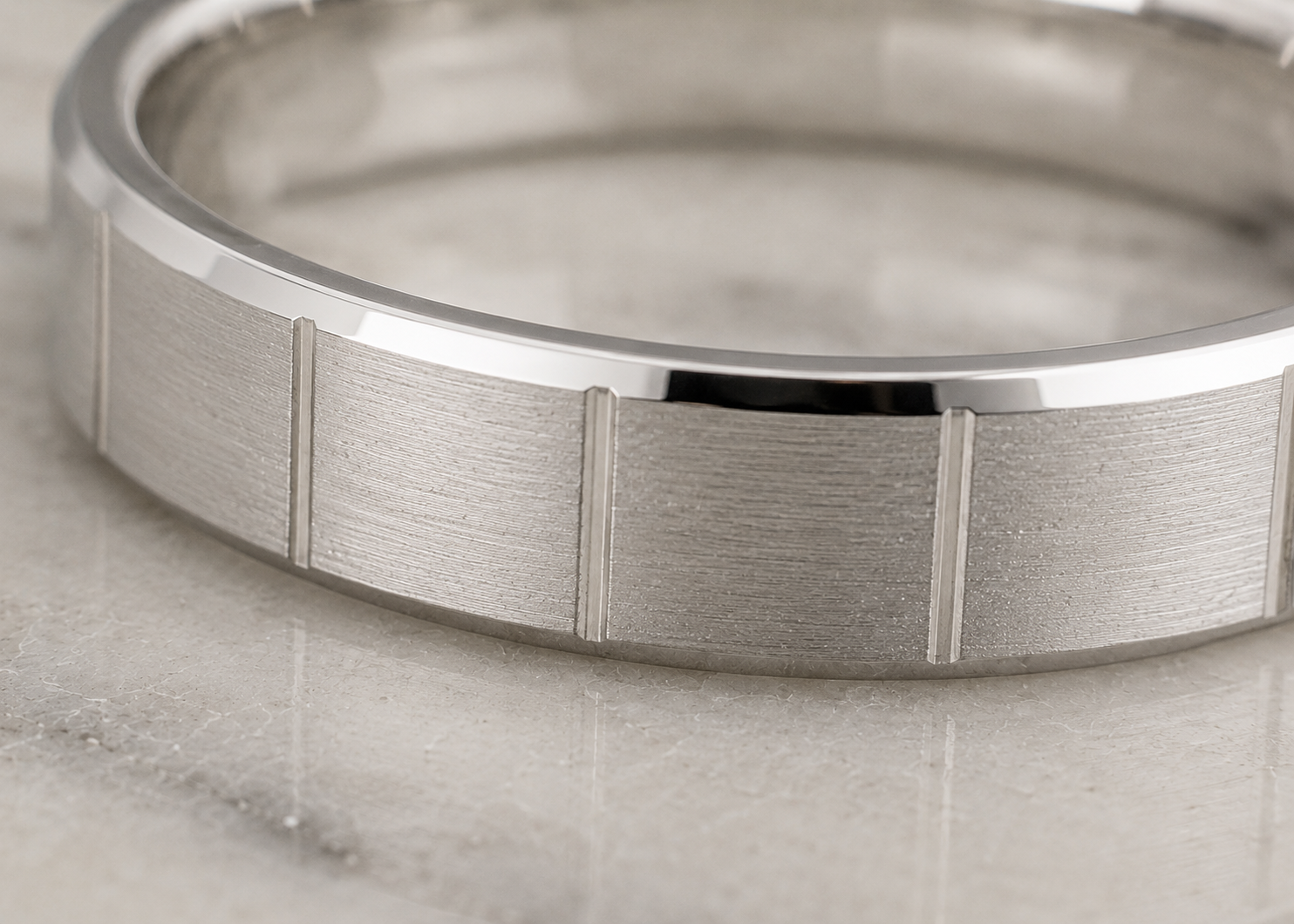 925 Sterling Silver Brushed Detail Men’s Band Ring