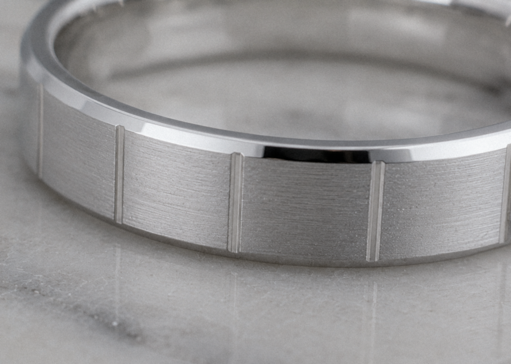 925 Sterling Silver Brushed Detail Men’s Band Ring
