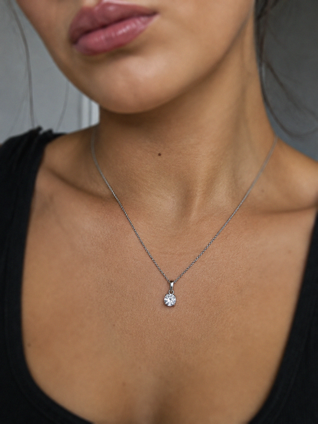 Double Claw Solitaire Pendant – Diamondfire® Zirconia