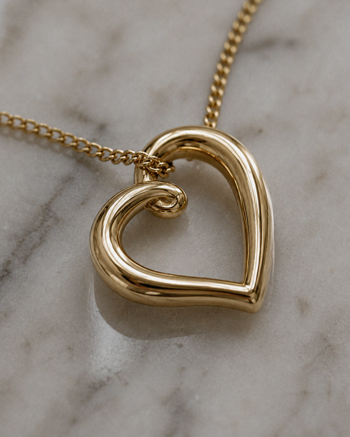 Organic Heart Pendant Necklace in 9ct Yellow Gold