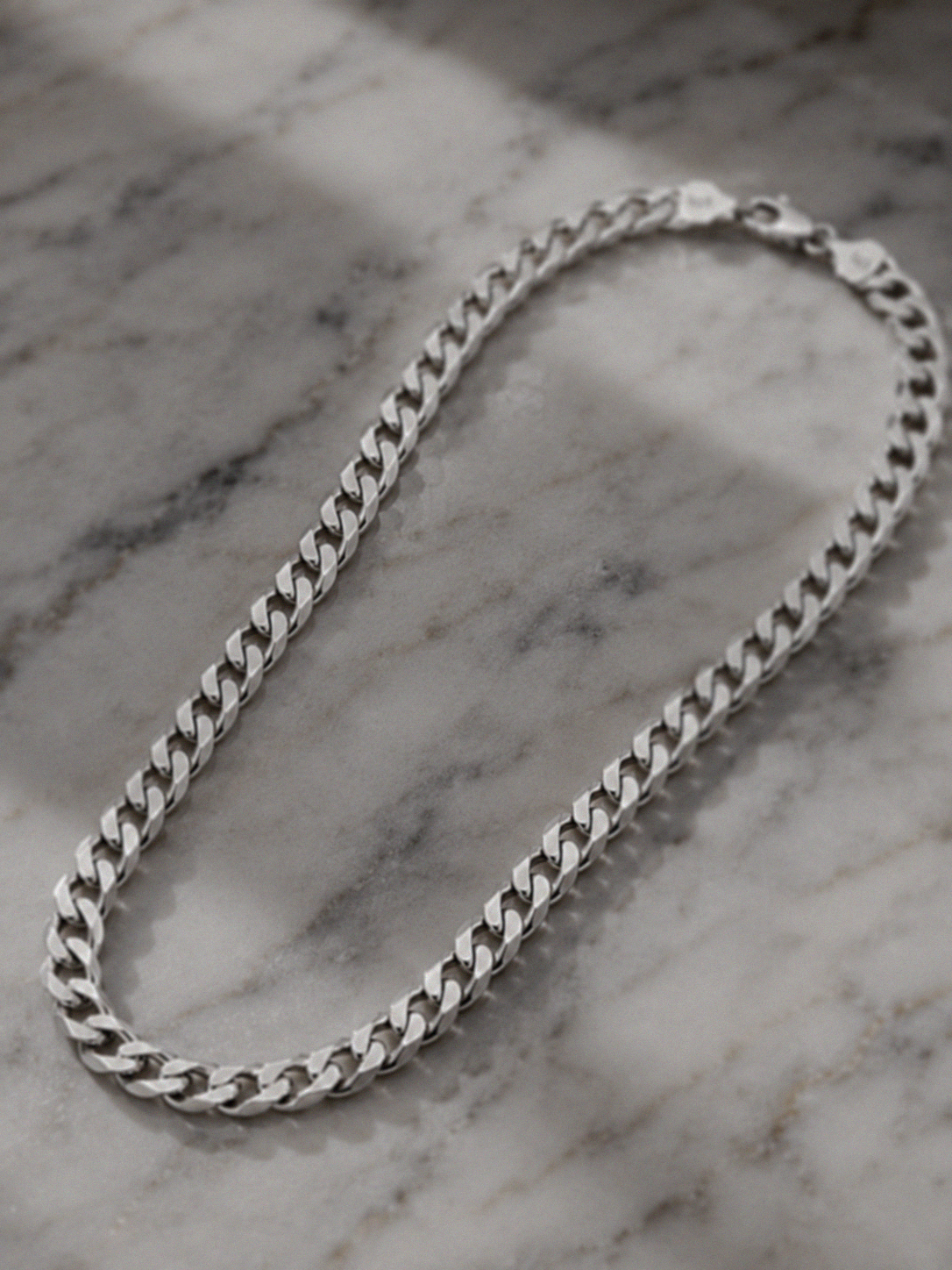 Fred Bennett - Heavyweight Diamond-cut curb chain necklace in Sterling Silver - 56cm