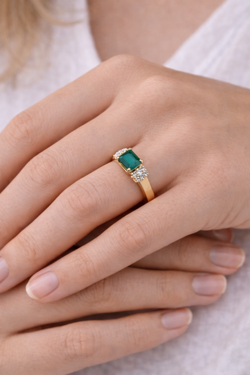 9ct Yellow Gold Emerald & Diamond Art Deco Statement Ring