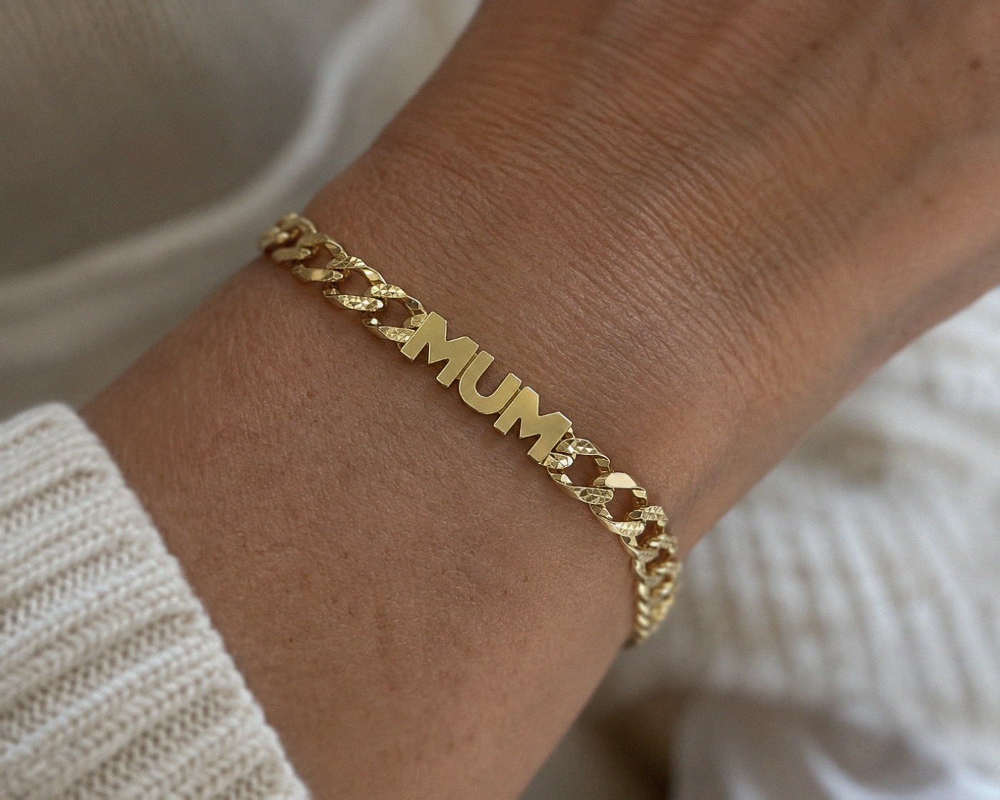9ct Yellow Gold Mum Curb Link Bracelet