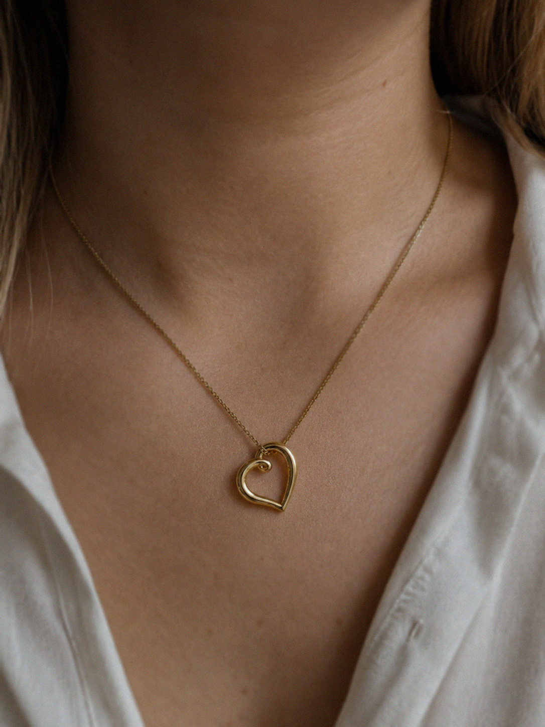 Organic Heart Pendant Necklace in 9ct Yellow Gold