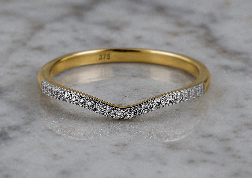 9ct Yellow Gold Diamond Set V-Shaped Ring