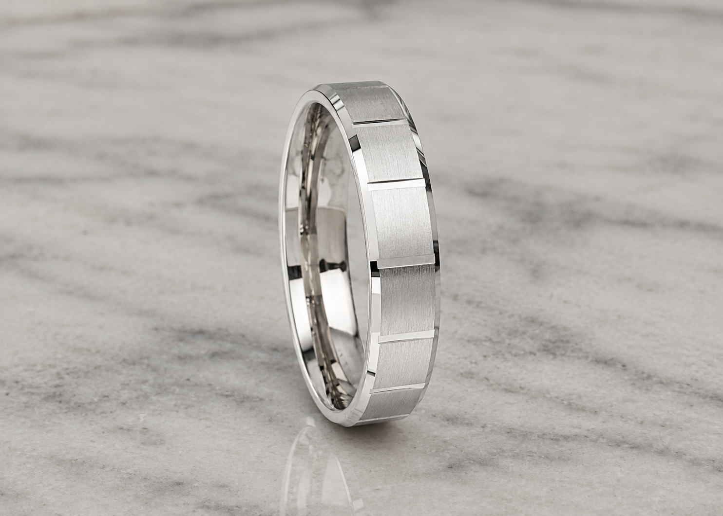 925 Sterling Silver Brushed Detail Men’s Band Ring