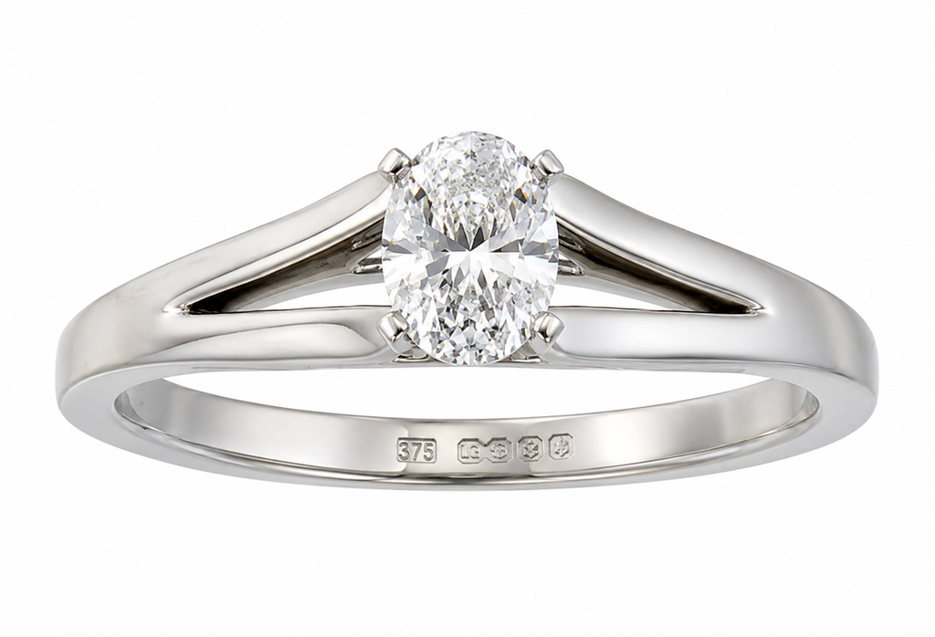 9ct White Gold Oval-Cut Split-Shoulder 0.31ct Diamond Engagement Ring