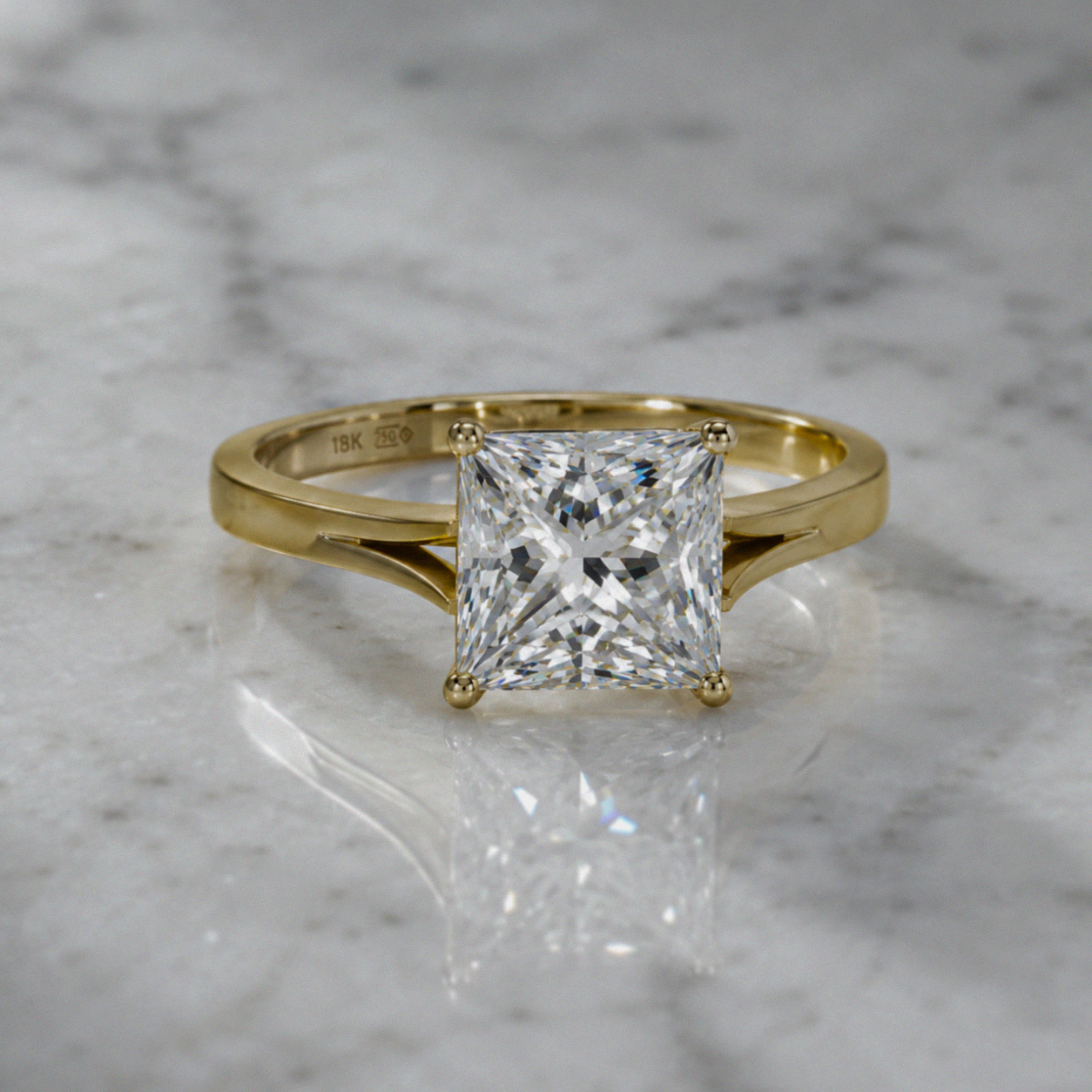 18ct Yellow Gold 3.02ct Princess Cut Diamond Solitaire Ring