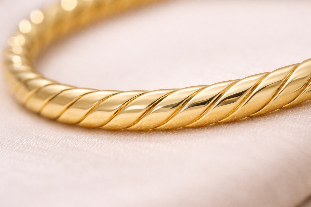 9ct Yellow Gold Plain Twisted Hook Bangle – 12.4g