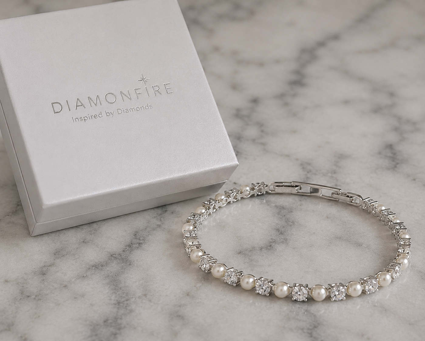 Diamonfire Sterling Silver Pearl and Zirconia Tennis Bracelet