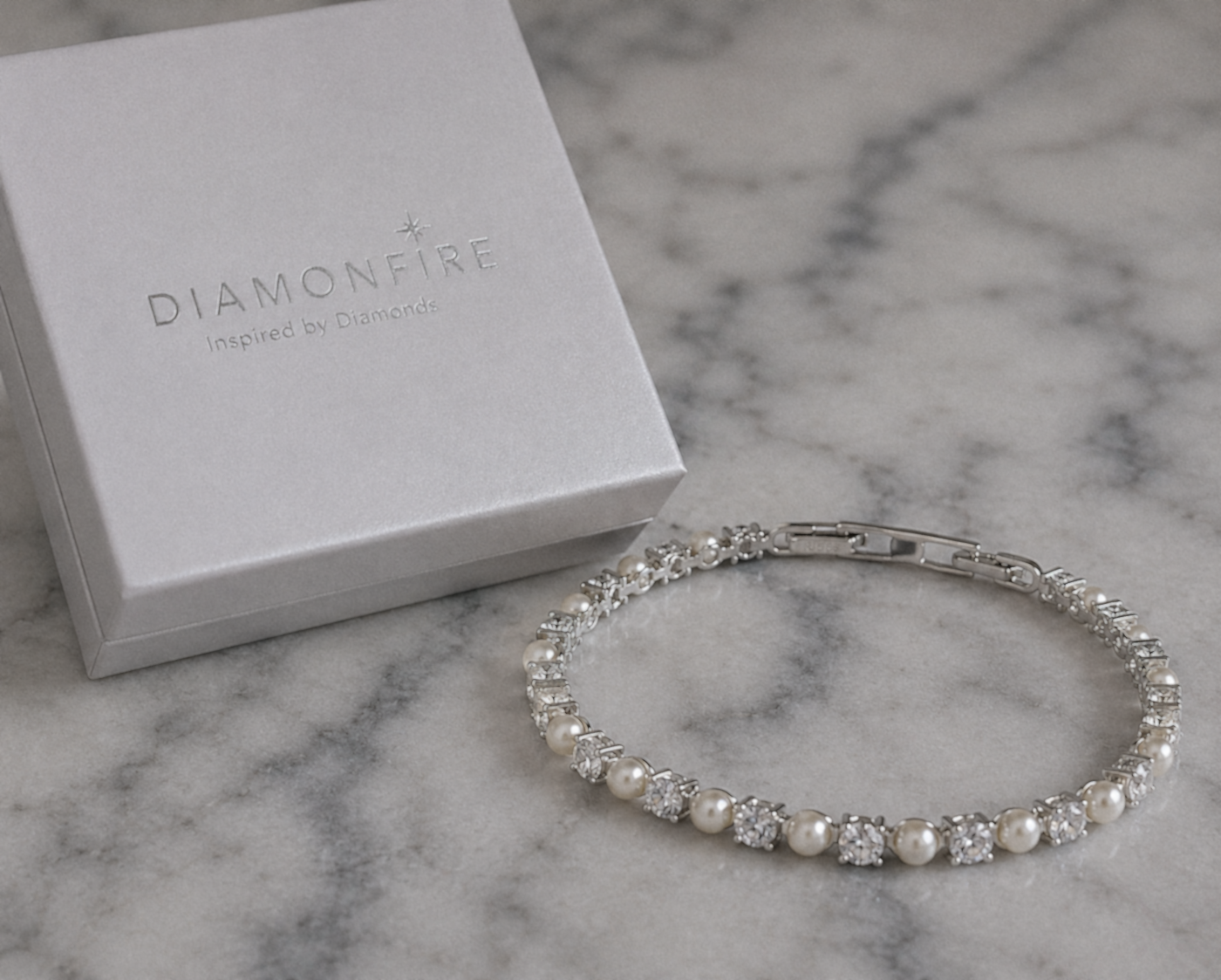 Diamonfire Sterling Silver Pearl and Zirconia Tennis Bracelet