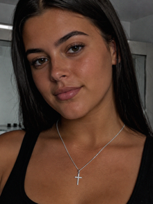 Sterling Silver Plain Cross Pendant with Diamond Cut Chain (41–46cm Adjustable)