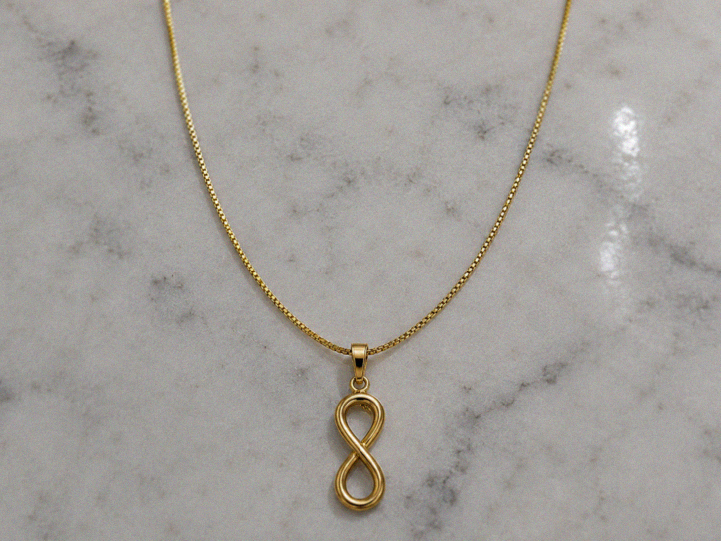 9ct Yellow Gold Infinity Pendant Necklace