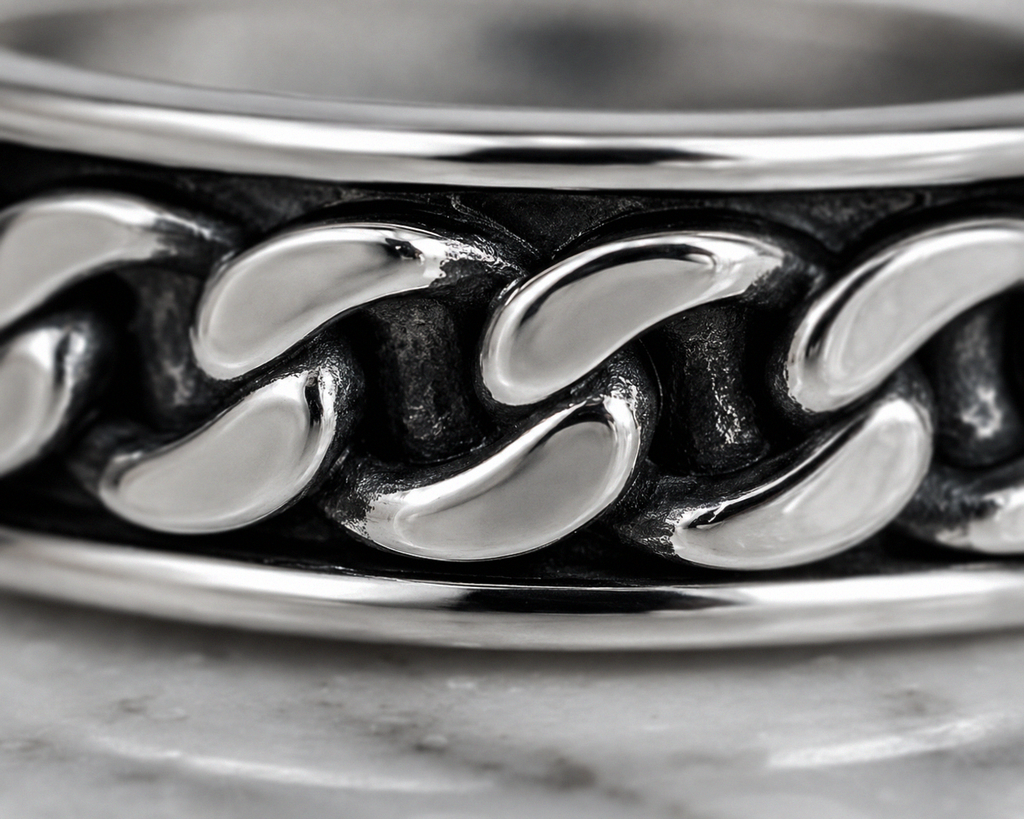 Heavyweight Chain Detail Spinner Ring – Solid Sterling Silver