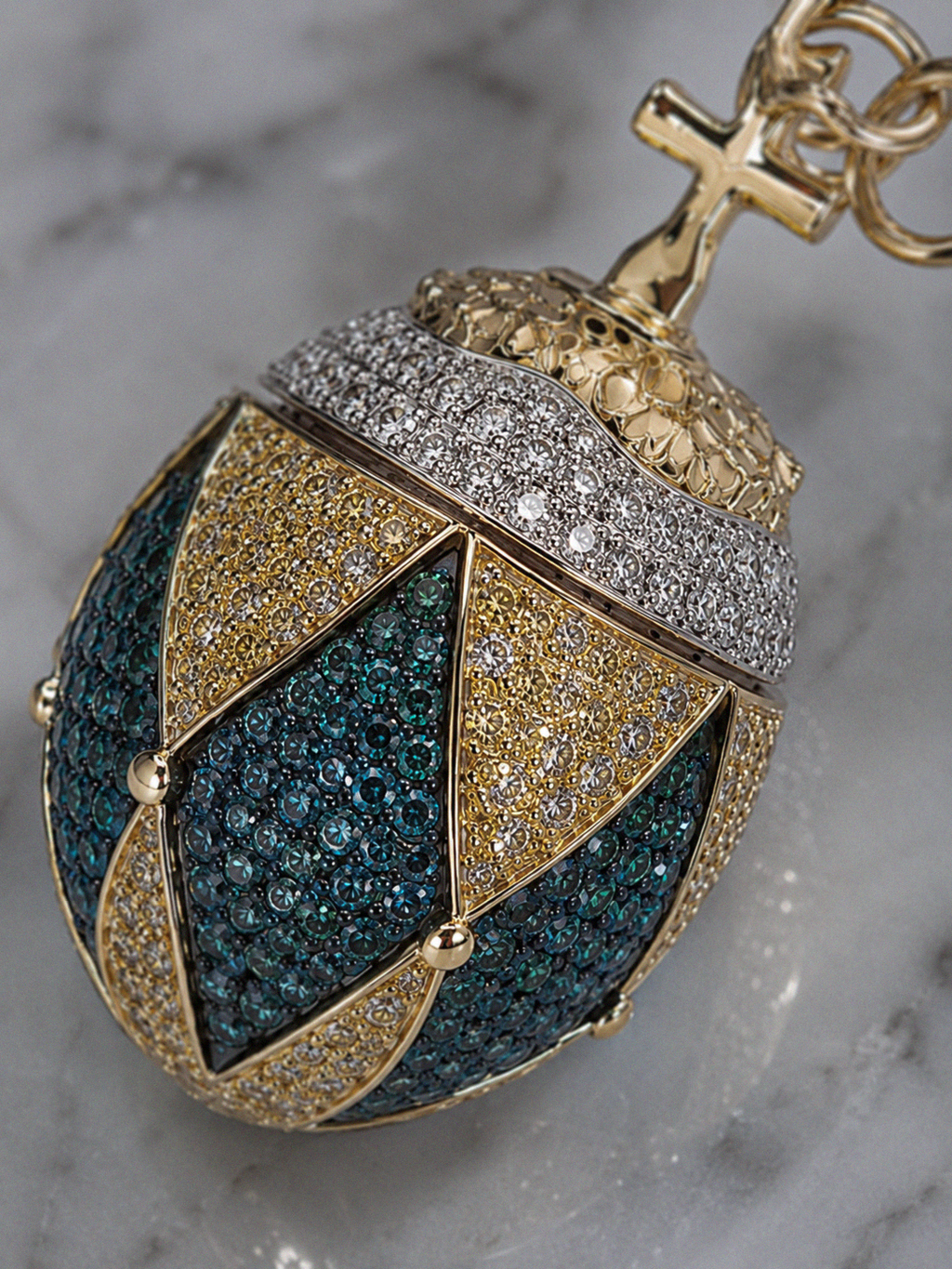 18ct White Gold 3ct diamond Fabergé Egg Charm Pendant.