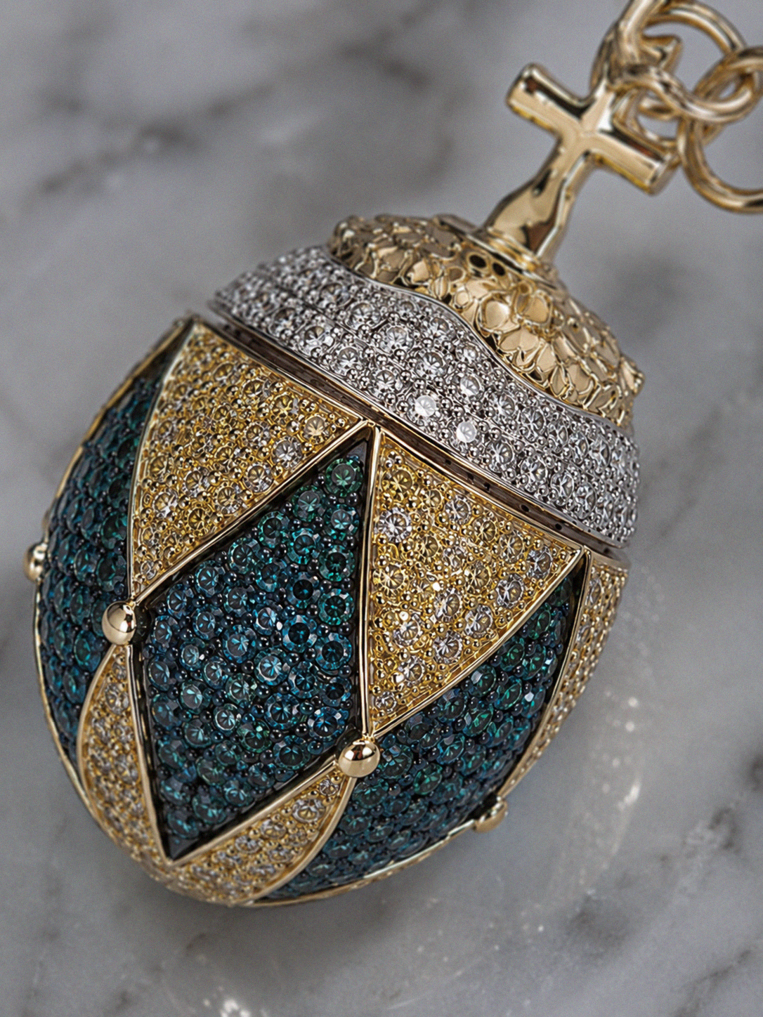 18ct White Gold 3ct diamond Fabergé Egg Charm Pendant.