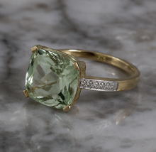 9ct Yellow Gold Green Amethyst & Diamond Shoulder Ring