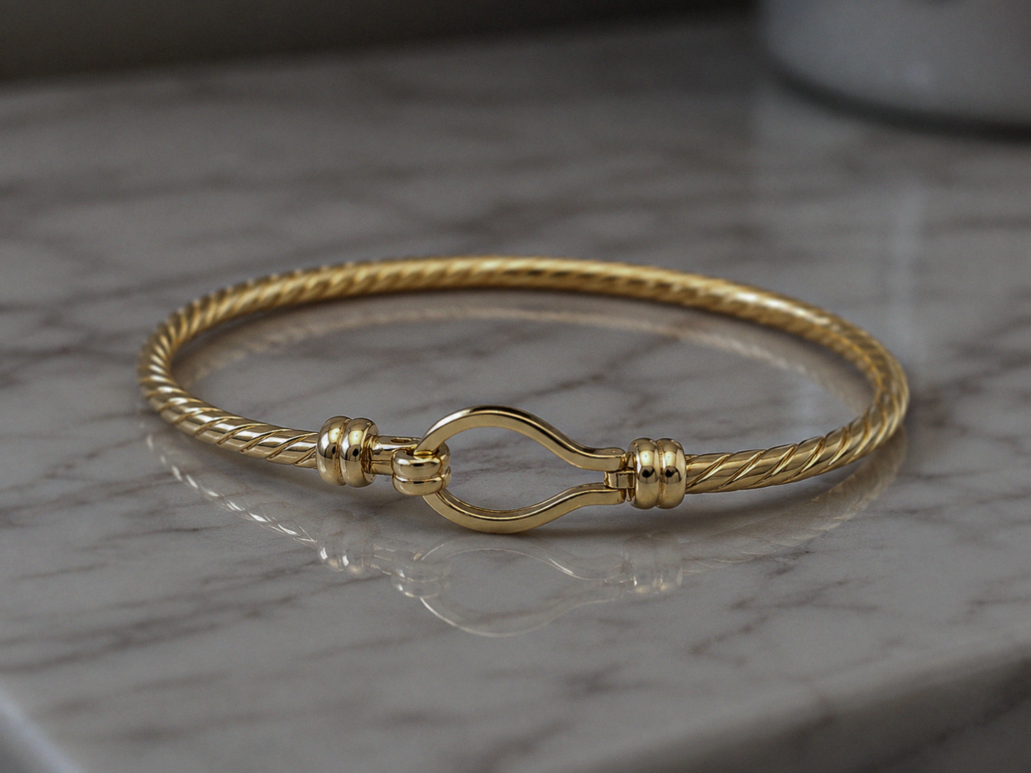 9ct Yellow Gold Plain Twisted Hook Bangle – 12.4g