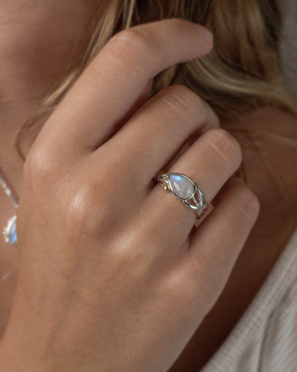 Banyan Sterling Silver Teardrop Rainbow Moonstone Ring