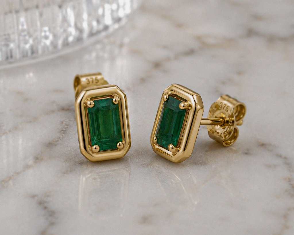 Chunky Emerald Stud Earrings in 9ct Yellow Gold