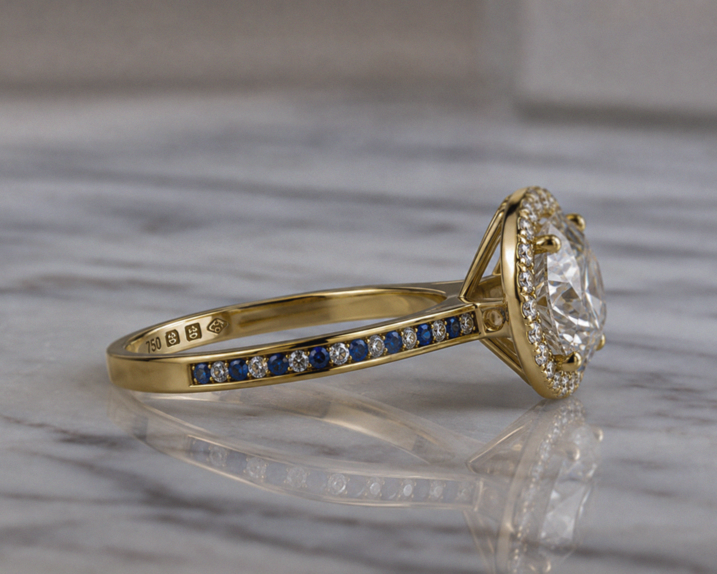 18ct Yellow Gold 10.01ct Natural Diamond & Sapphire Halo Ring