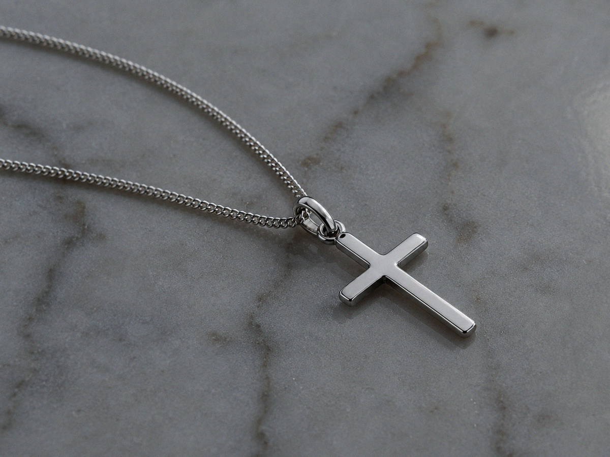 Sterling Silver Plain Cross Pendant with Diamond Cut Chain (41–46cm Adjustable)