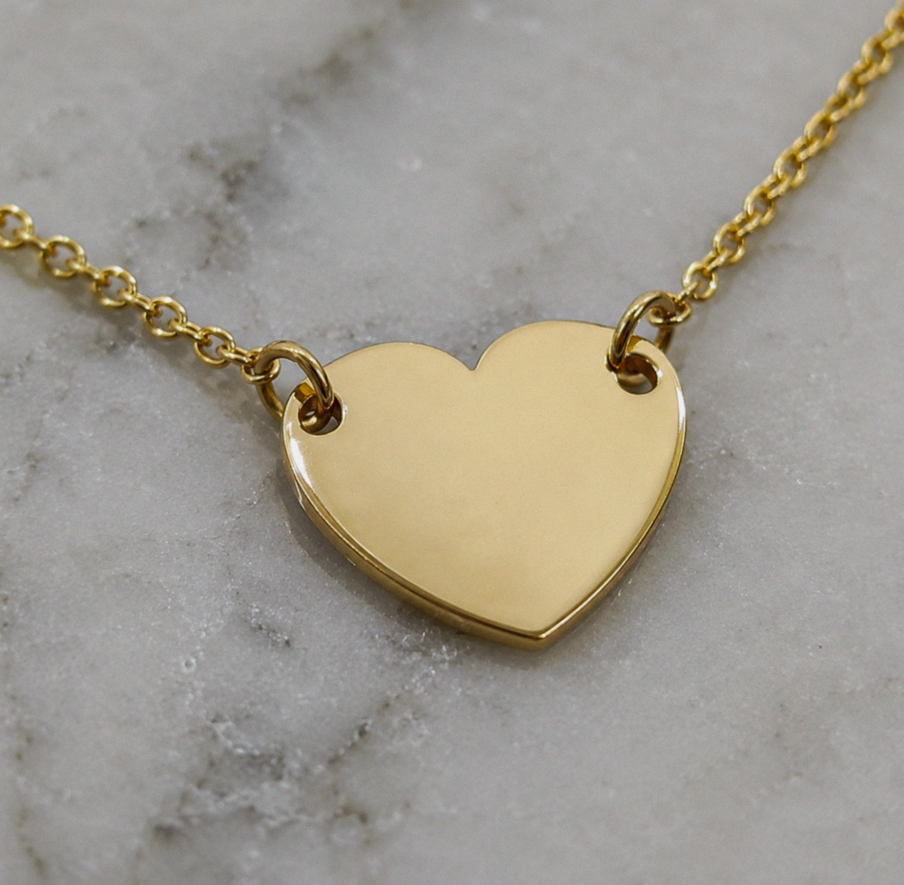 9ct Yellow Gold Plain Heart Necklace 16 Inch